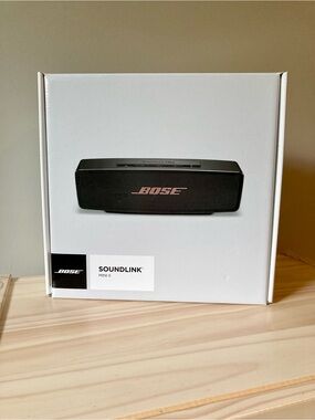 Bose SoundLink Mini II Portable Bluetooth Speaker - Black with Bronze Logo